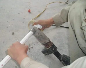 洛龙漏水维修电话